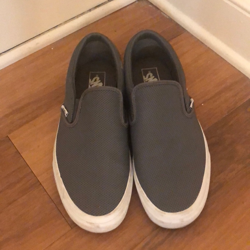 Vans slip ons - grey